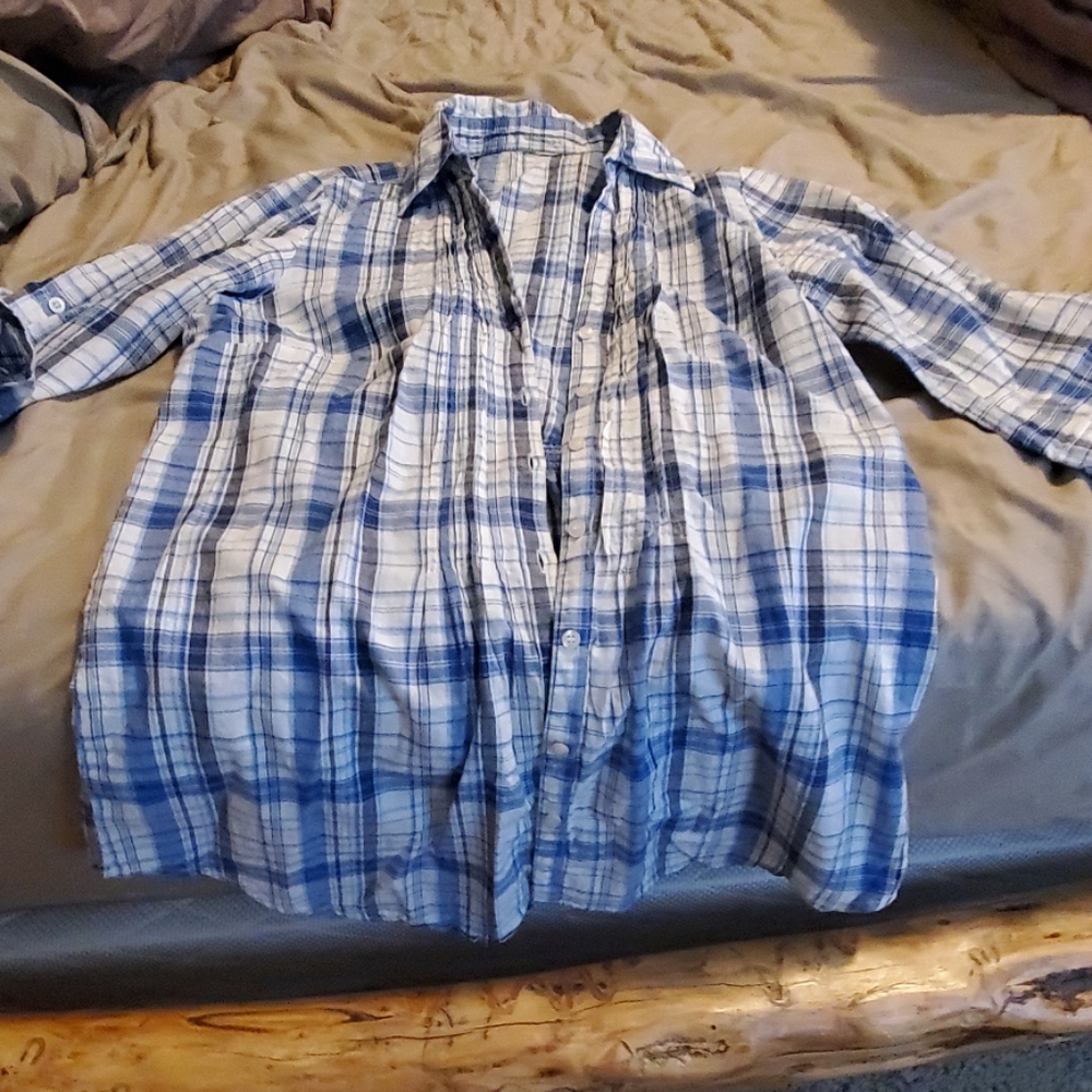 Plaid long sleeve shirt